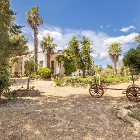 Delle Amache Villa *